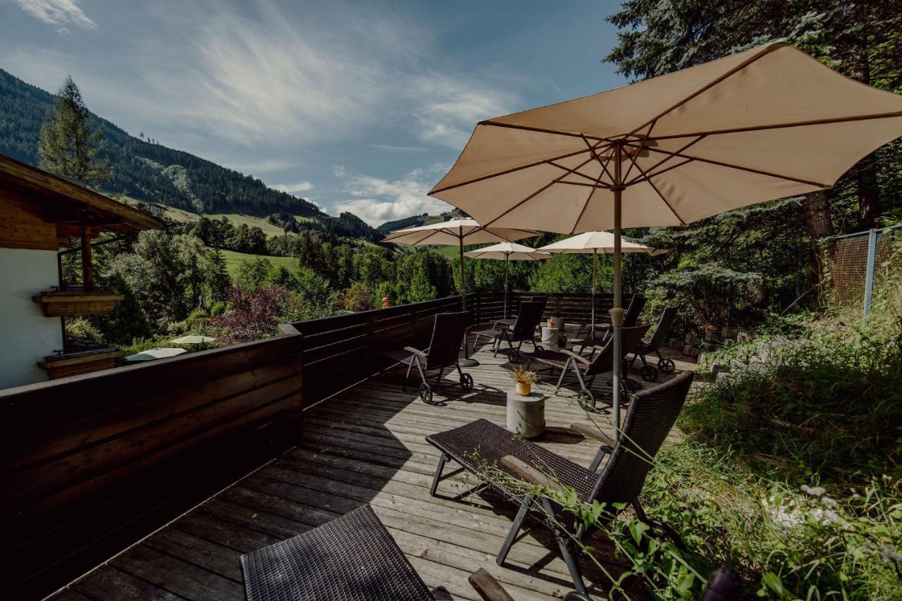 Gartenhotel Theresia Saalbach Exterior foto